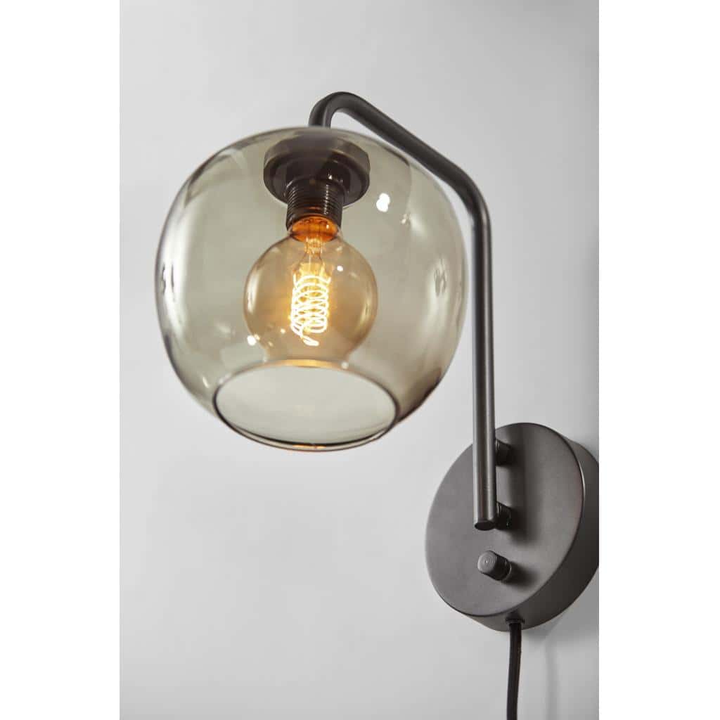 Ashton Wall Lamp - Thumbnail 3
