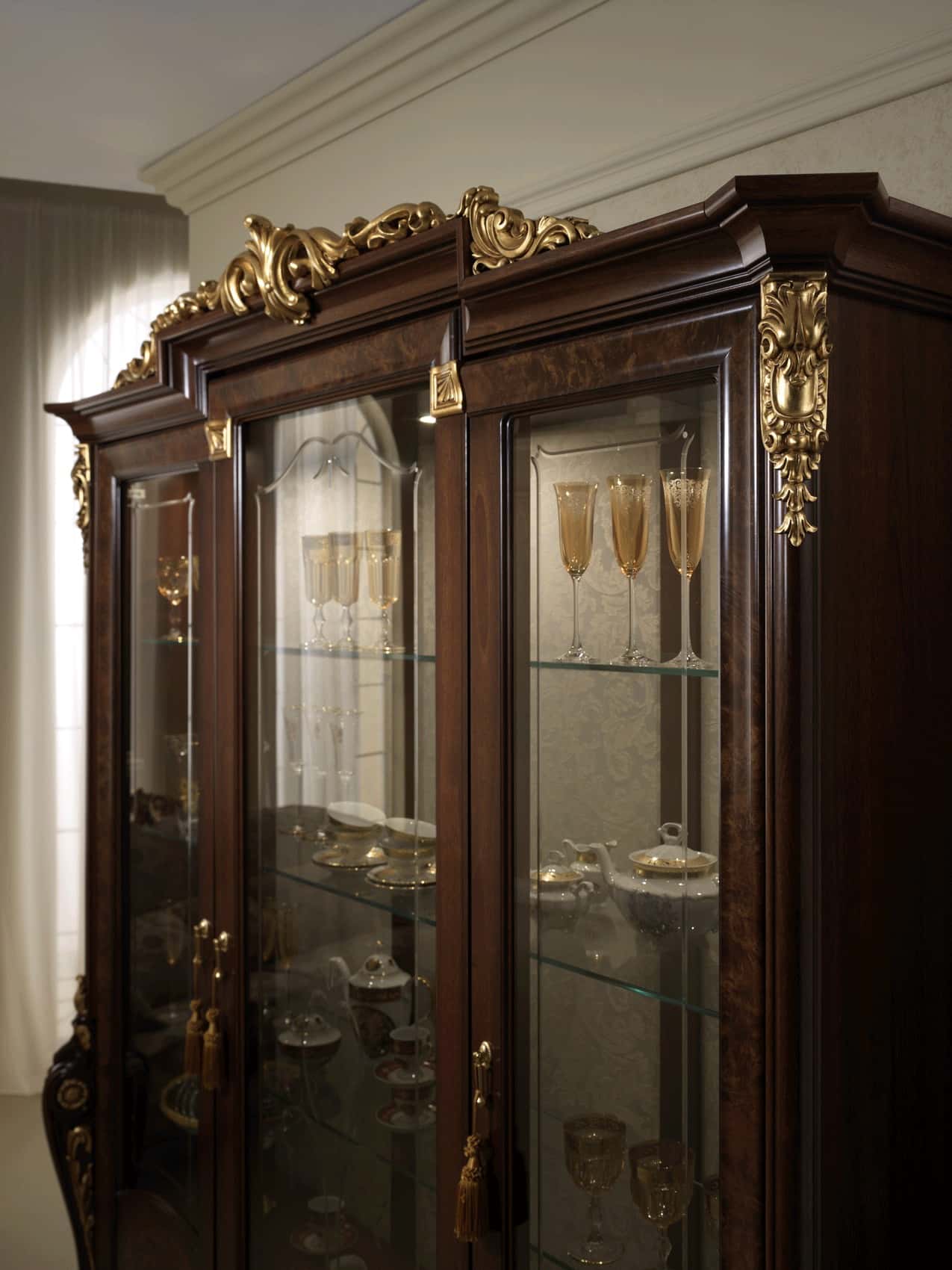 ESF Furniture Arredoclassic Italy Donatello 3-Door China Cabinet - Thumbnail 4