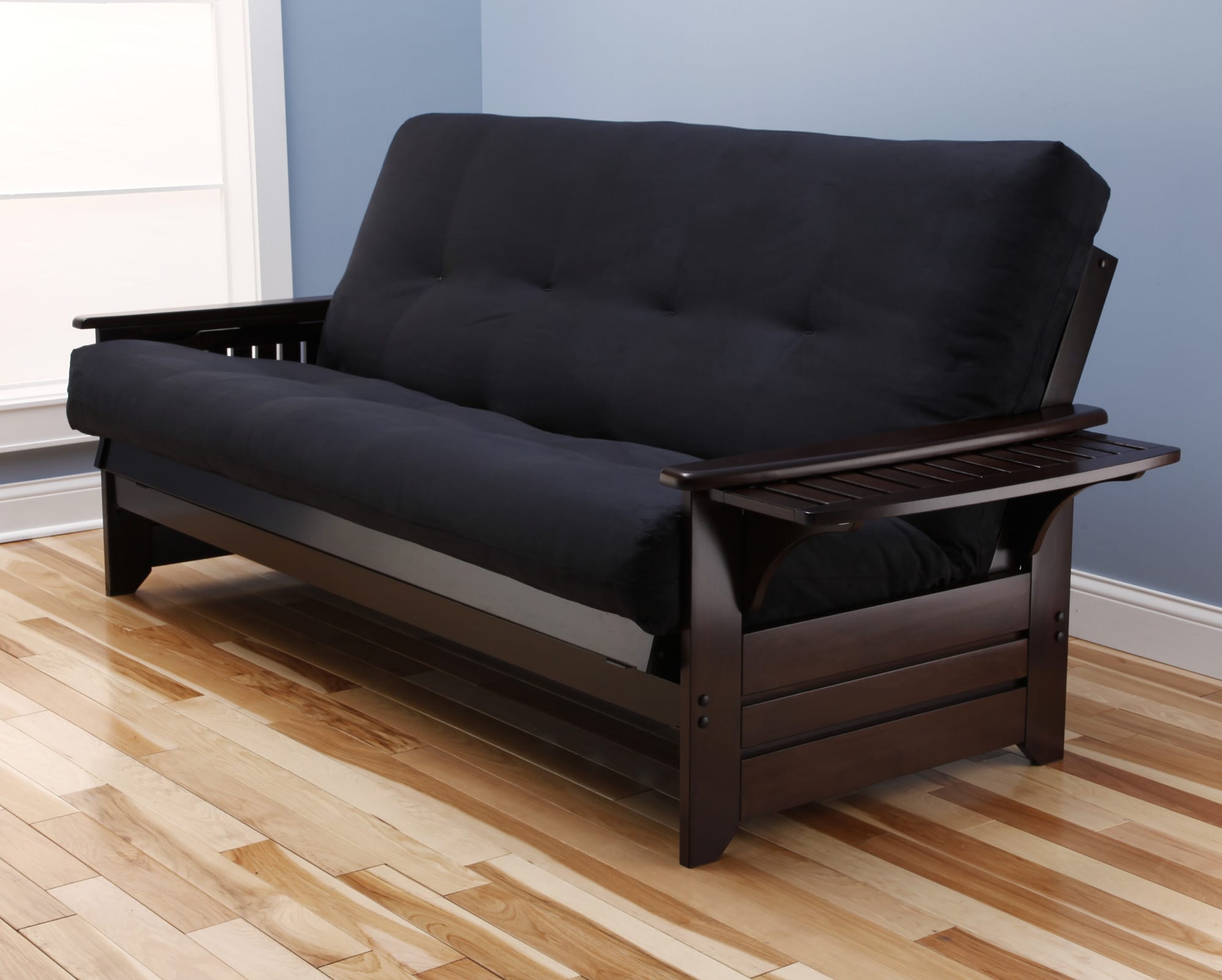 Деревянный раздвижной диван