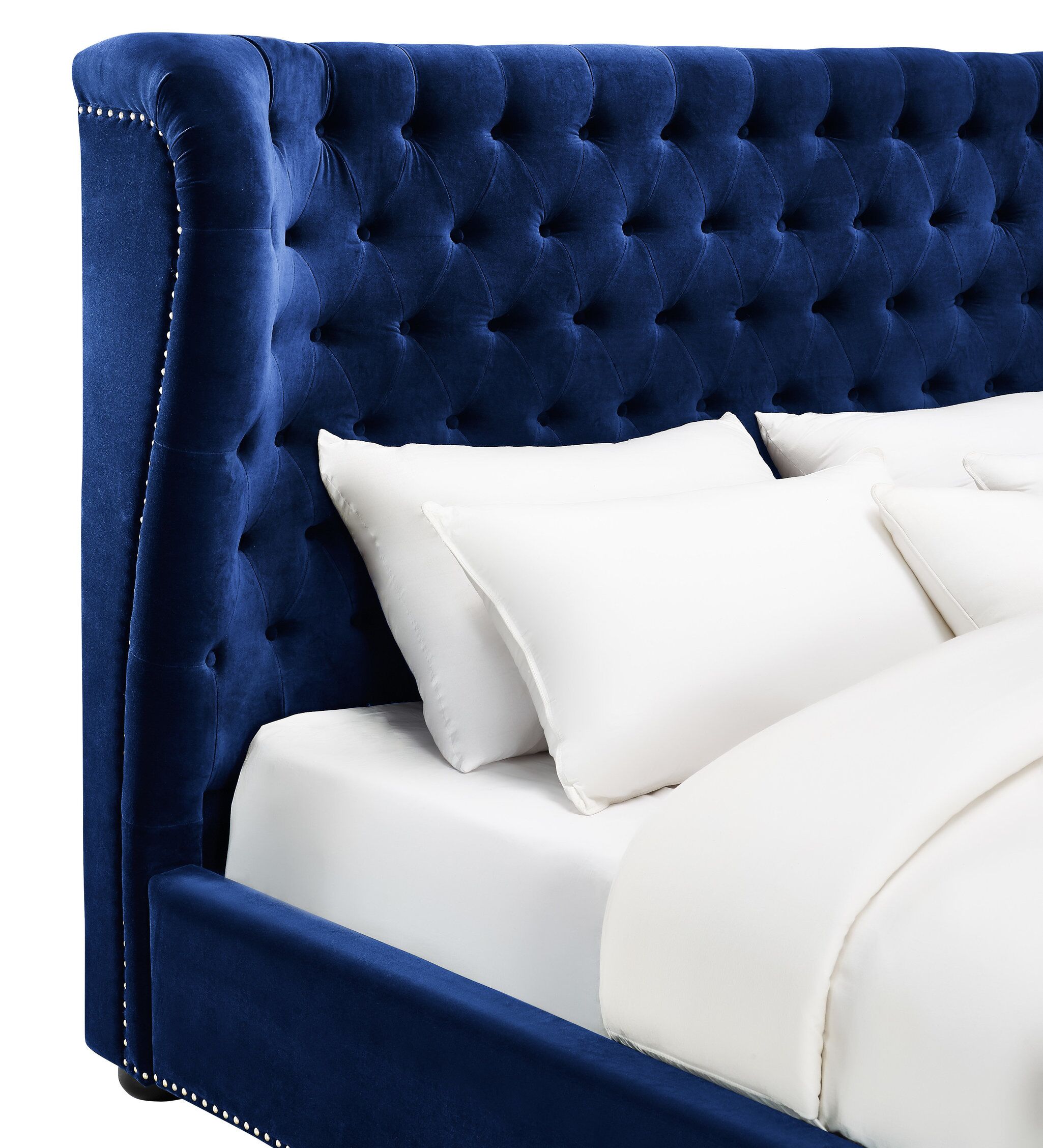 Мягкий двухместный. Кровать слипсон 140 Velvet Navy Blue. Кровать Клифтон Velvet Blue. Кровать tov Furniture Reed Navy Velvet Tufted. Синяя кровать вельвет.
