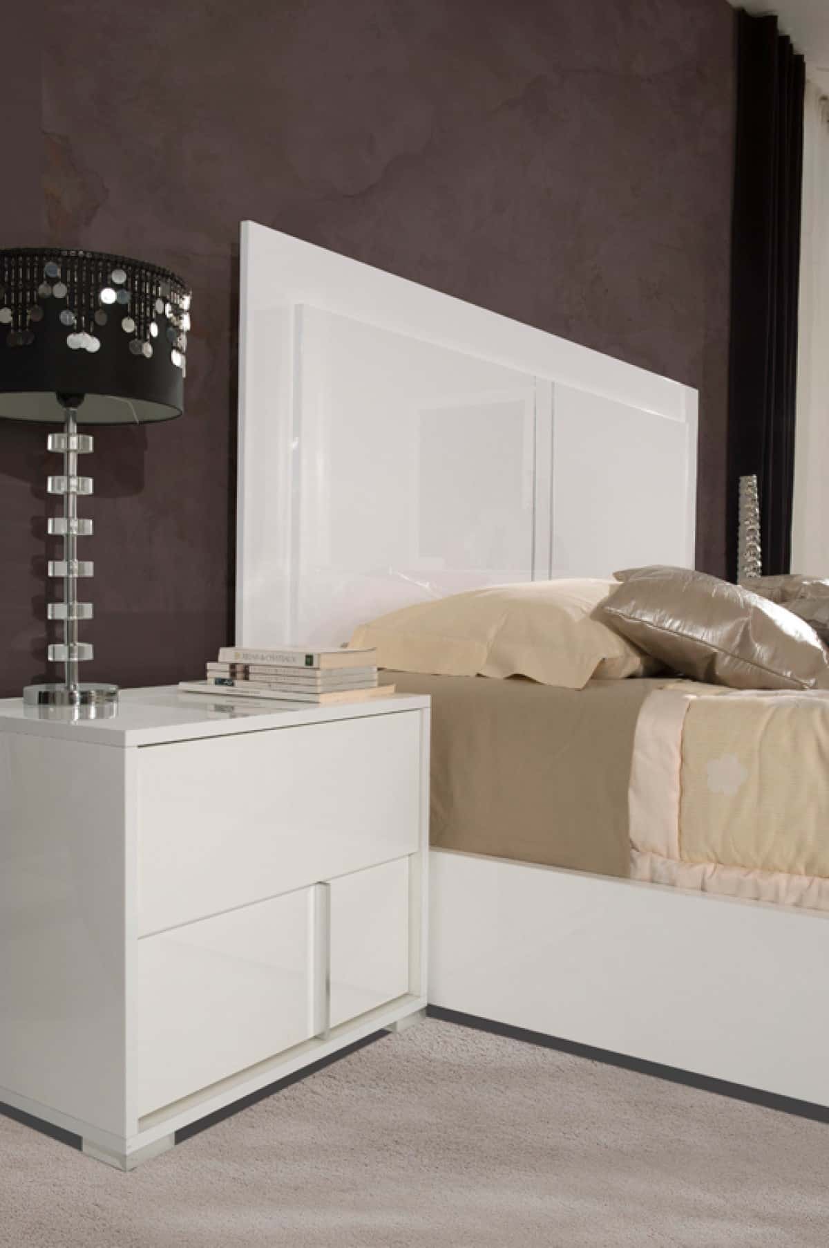 Modrest Nicla Italian Modern White Bedroom Set by VIG Furniture