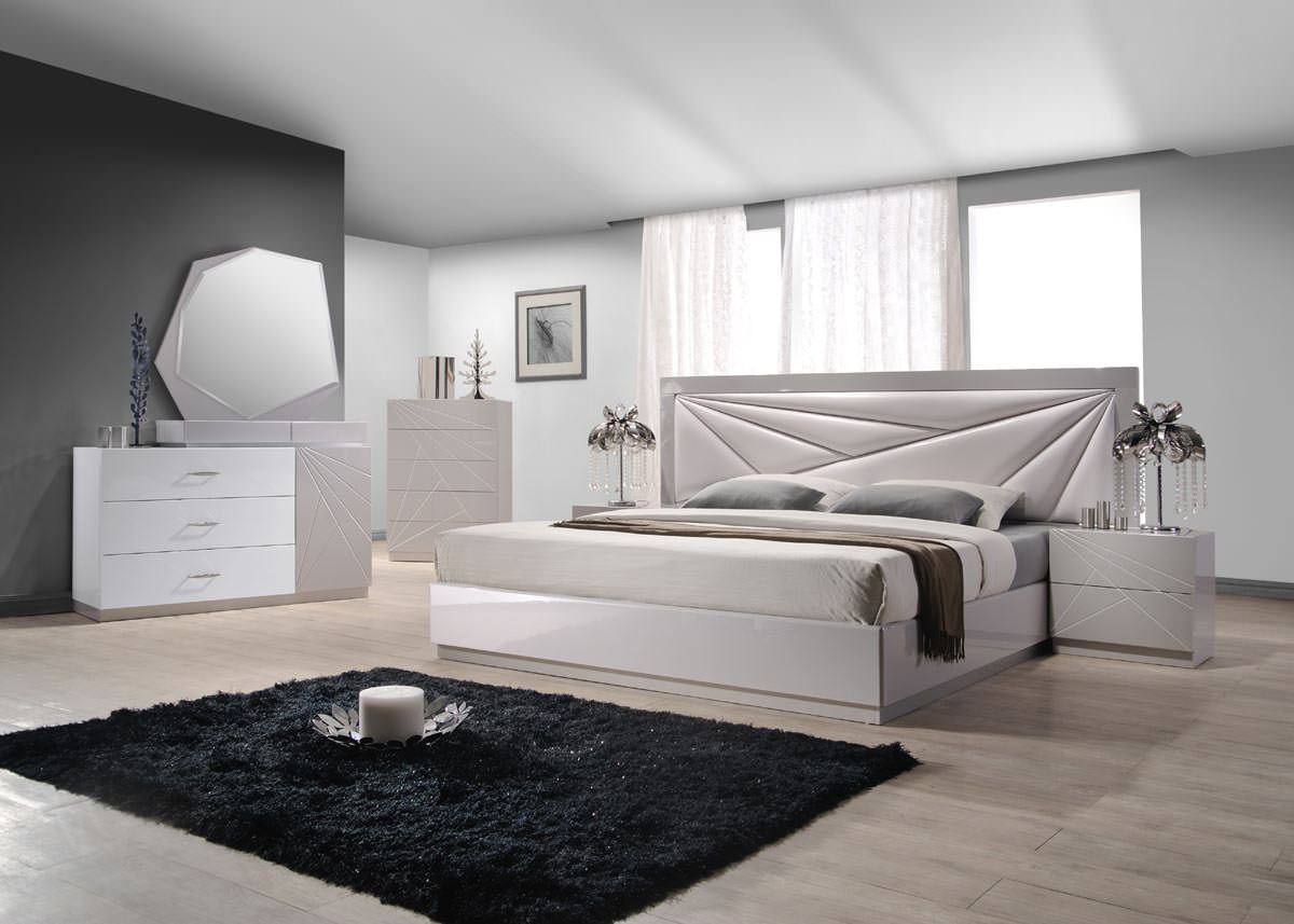 Florence Bedroom Set by J&M Furniture