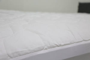 Mattress Protector by Luonto Furniture