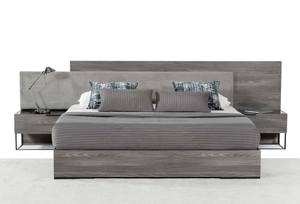 Nova Domus Enzo Italian Modern Grey Oak & Fabric Bedroom Set by VIG Furniture