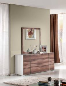 Nova Domus Giovanna Italian Modern Cherry Mirror by VIG Furniture