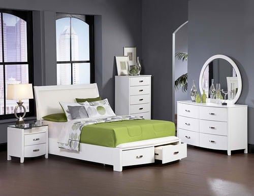 1737W Queen Bedroom Set by Homelegance