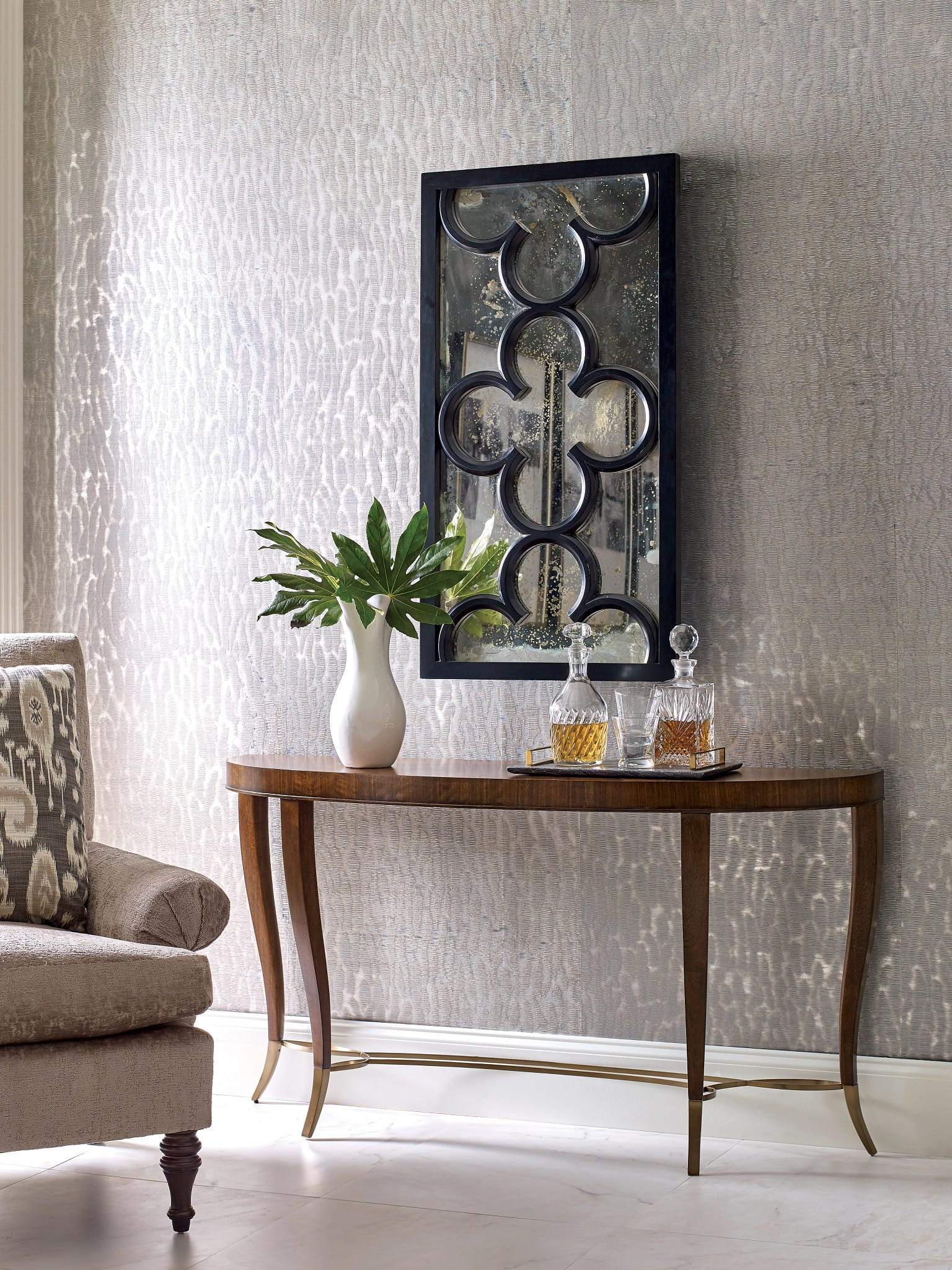 American Drew Vantage Console Table - Thumbnail 2