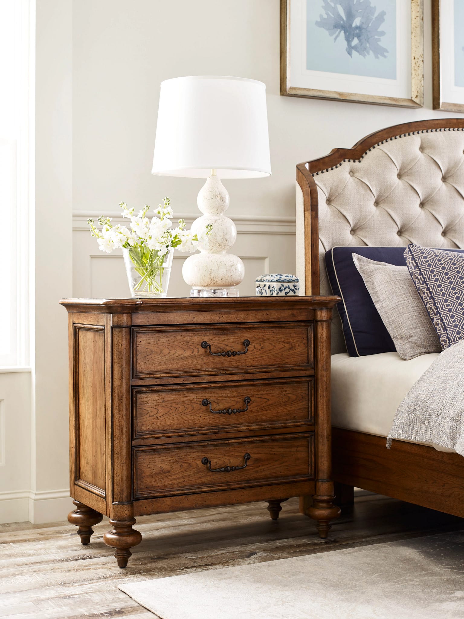 Berkshire Edmisten Bachelors Chest - Thumbnail 3