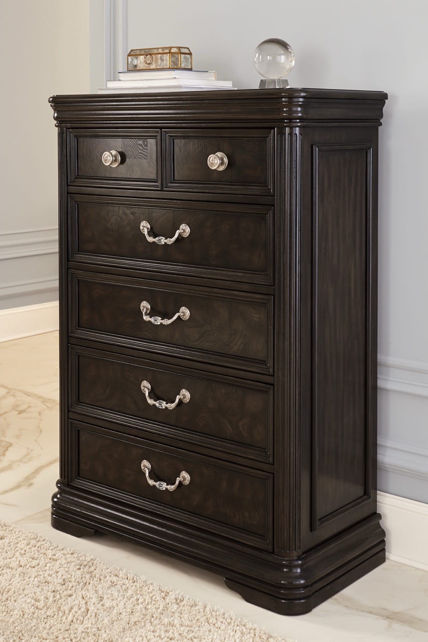Quinshire Dark Brown - Bedroom Set at Futonland