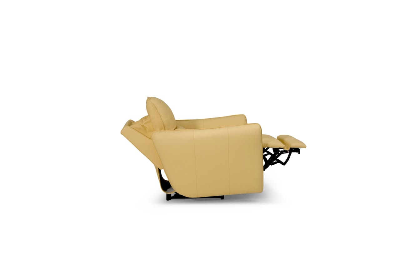 Chelsea Wallhugger Power Recliner - Thumbnail 2