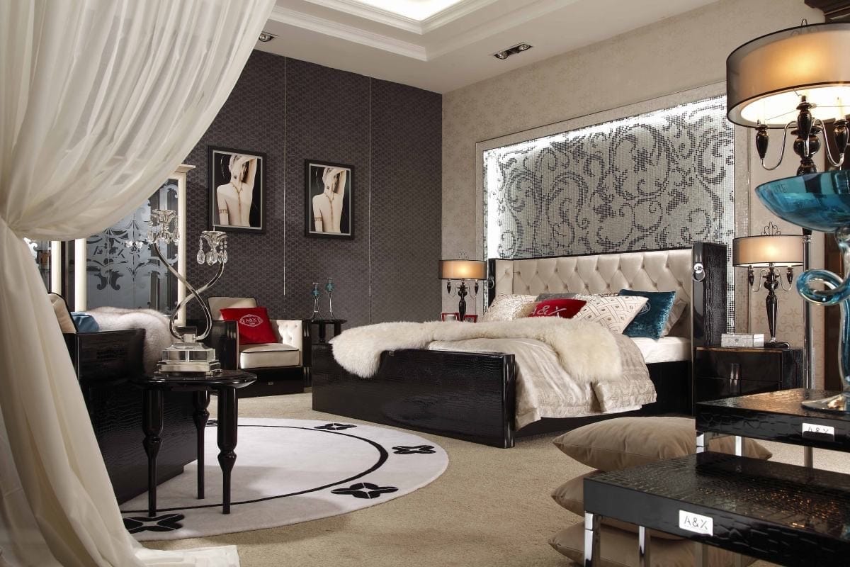 A&X Bellagio Luxurious Transitional Crocodile Lacquer Bed