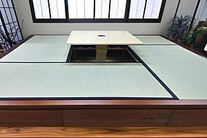 Tall Tatami Manual Lifting Table Top by Prestige