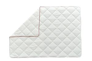 Suprelle 95 Quilt by Yatas Bedding