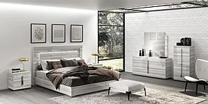 Carrara Gray Bedroom Set w/Light by ESF