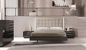 Beja Bedroom Set in Black by J&M Furniture