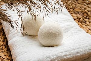 100% Natural Wool Dryer Ball by Sleep & Beyond