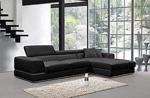 Divani Casa Pella Mini - Modern Black Leather Right Facing Chaise Sectional Sofa by VIG Furniture