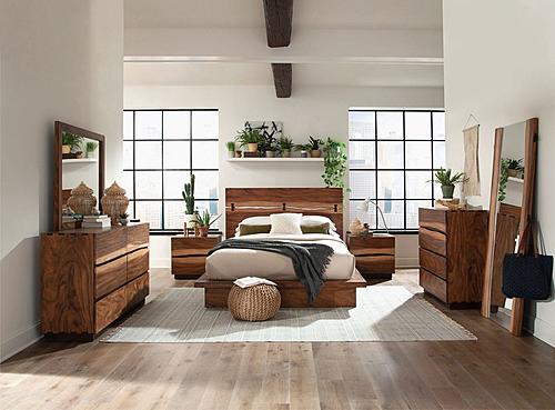 Winslow 4-piece California King Bedroom Set Smokey Walnut and Coffee Bean by Coaster