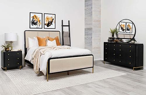 Arini 4-piece Queen Bedroom Set Cream and Black by Coaster