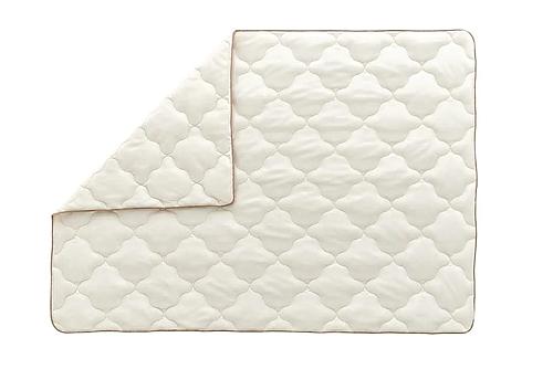 Superwashed Wool Quilt by Yatas Bedding