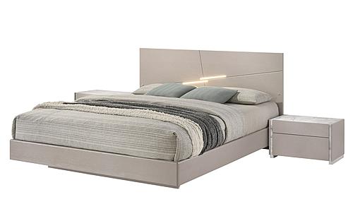 Pearl Modern Bedroom Set in Beige by J&M Furniture
