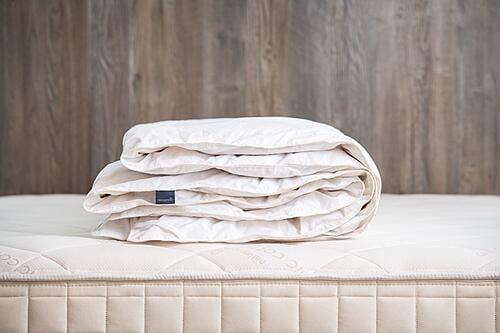 Wool Comforter (Duvet Insert) by Naturepedic