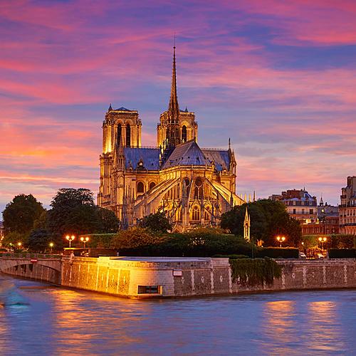 SF1394 Temp Glass w/Foil - Notre Dame Cahedral 2 (50x50) by Classy Art