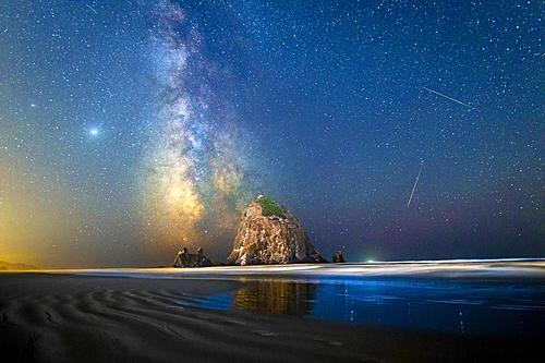 SF1648 Temp Glass w/Foil - Starry Sea Stack (40x60) by Classy Art