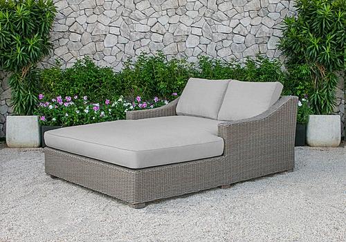 Renava Pismo Outdoor Beige Wicker Sunbed by VIG Furniture