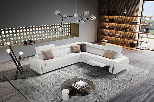 Estro Salotti Bogart - Italian Modern White Leather Sectional Sofa Bed w/Recliner by VIG Furniture