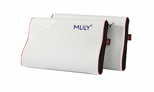 Manchester United Contour Pillow - Queen by Mlily